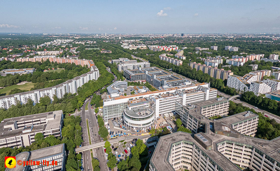 07.06.2023 - Neuperlachs neue Mitte mit PEP, Perlach Plaza, Share, Allianzversicherung und Wohnring